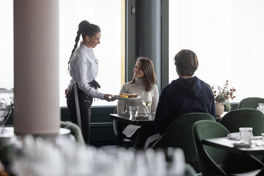 2022-corviglia-white-marmot-restaurant-9862